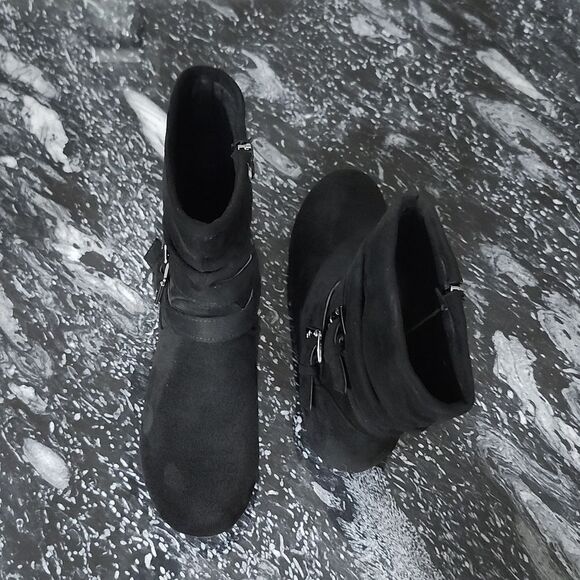 BRAND NEW HERSTYLE LINDELL FLAT HEEL CALF SIDE ZIPPER SLOUCH ANKLE BOOTIES - Picture 5 of 16